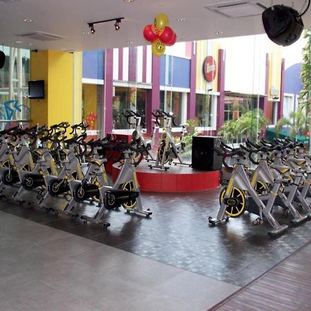 Ts Suites Surabaya Eksteriør billede