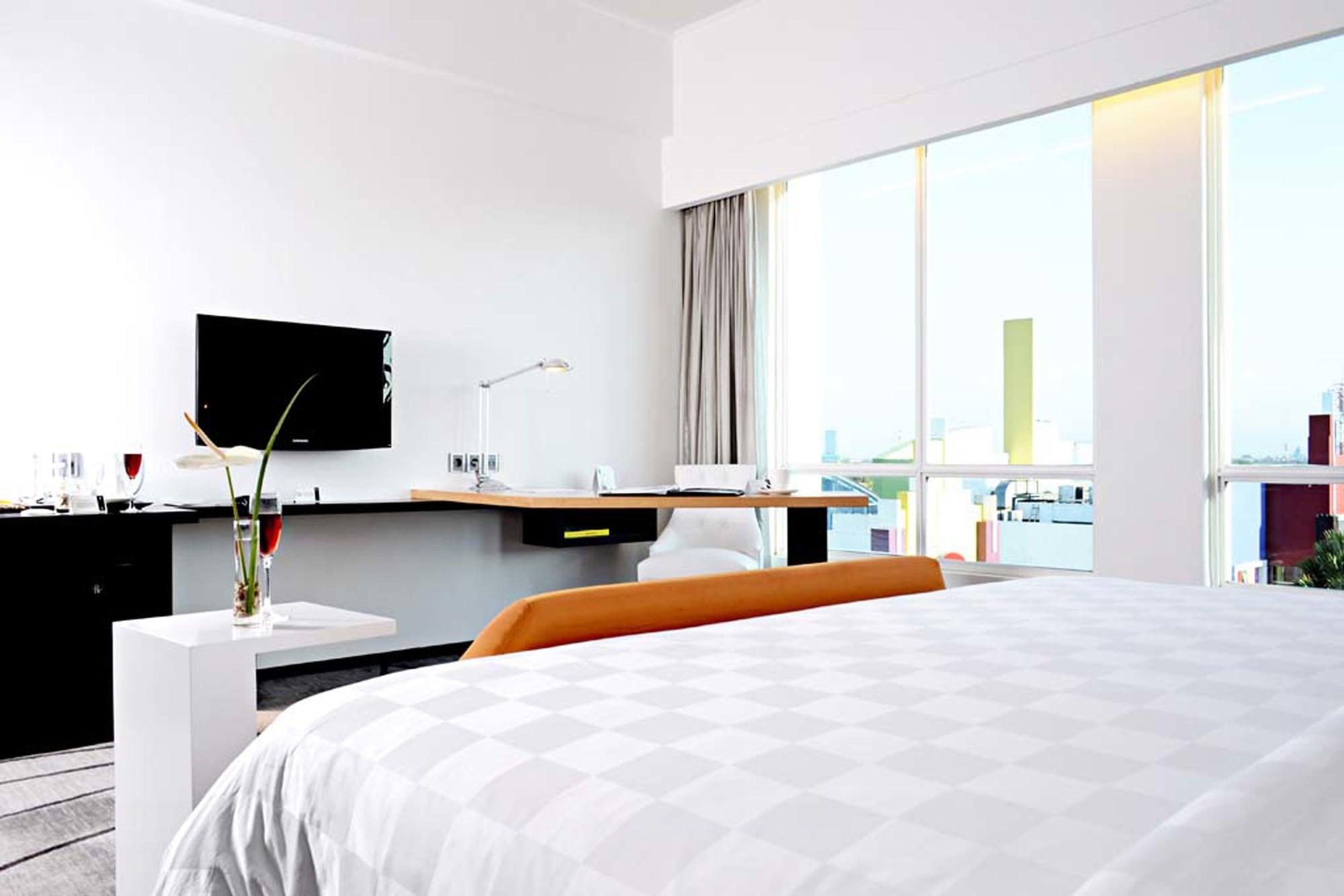 Ts Suites Surabaya Eksteriør billede
