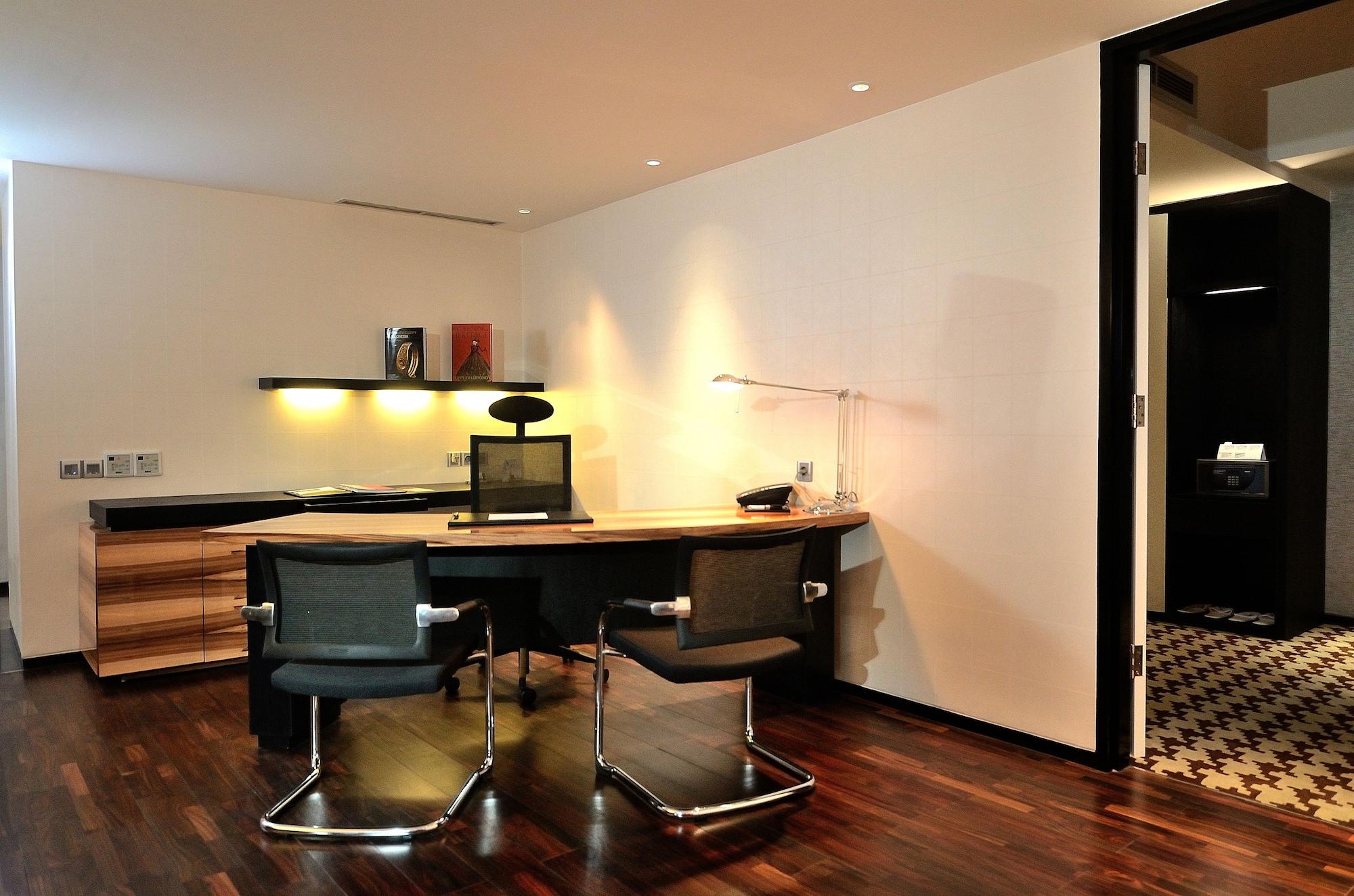 Ts Suites Surabaya Eksteriør billede