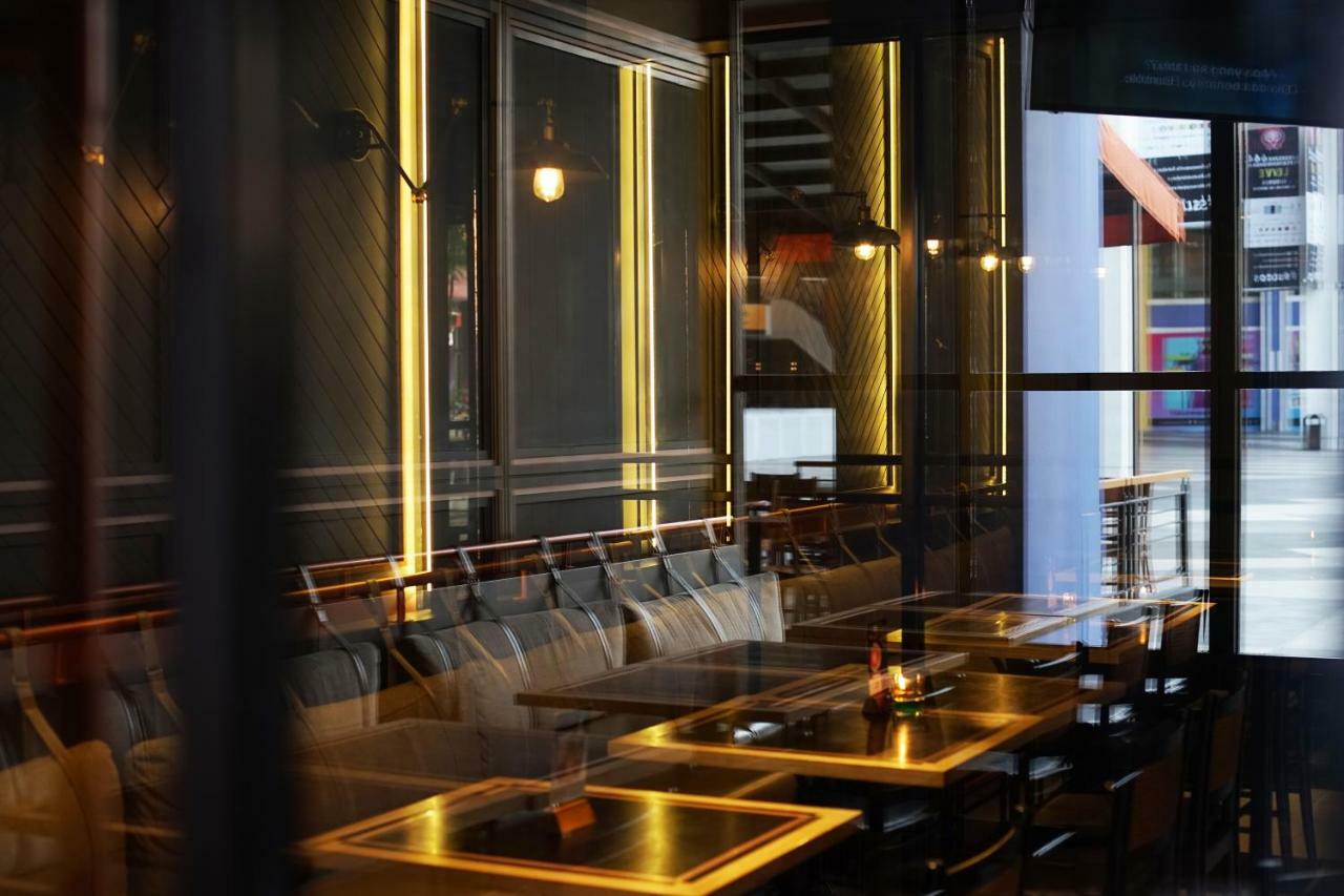 Ts Suites Surabaya Eksteriør billede